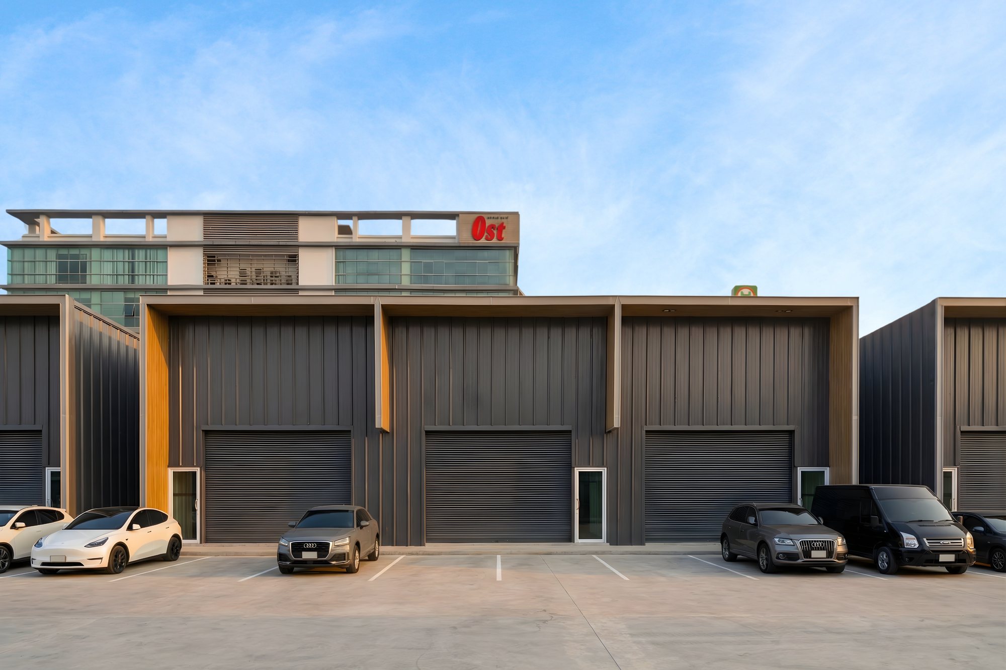 Storix Warehouse ลาดพร้าว 130